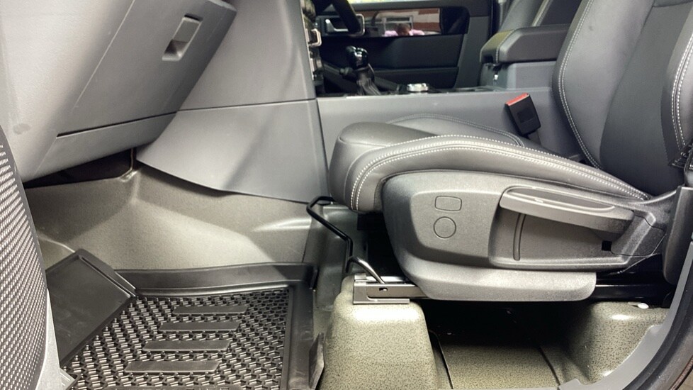 Used INEOS Grenadier 2024 for sale - 78048995: Photo 35