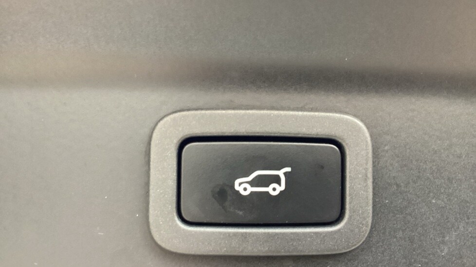 Used Jaguar F-Pace 2019 for sale - 78049002: Photo 30