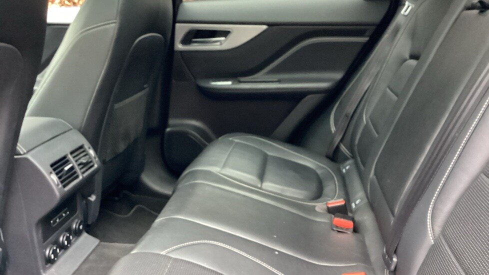 Used Jaguar F-Pace 2019 for sale - 78049002: Photo 32