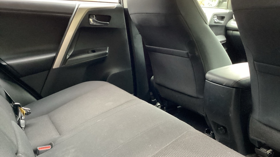 Used Toyota RAV4 2016 for sale - 78049006: Photo 10