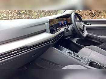 Used Volkswagen Golf 2022 for sale - 78172717: Photo