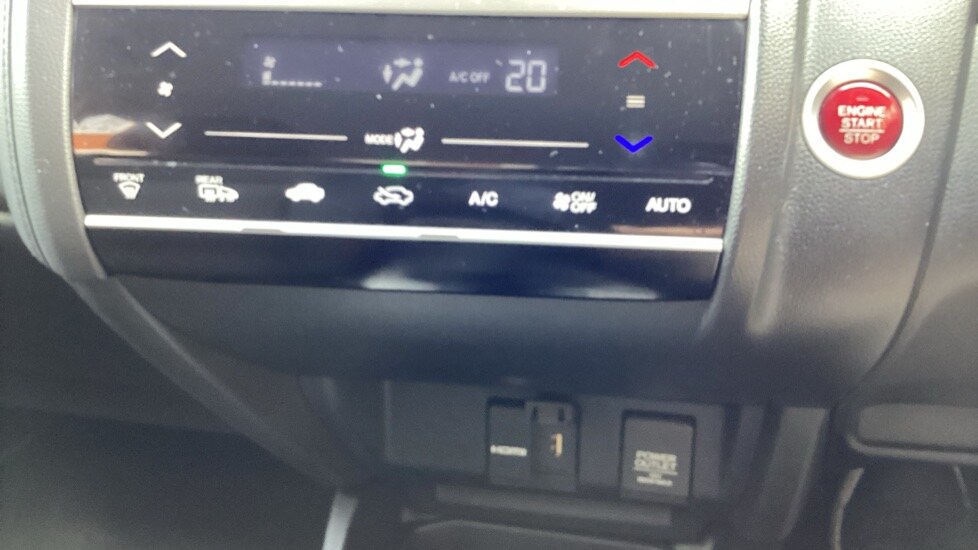 Used Honda Jazz 2017 for sale - 78080835: Photo 27