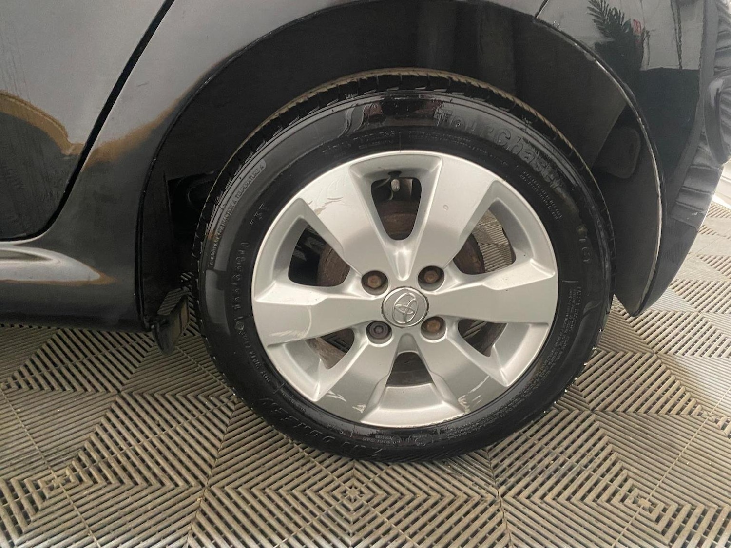 Vehicle 21