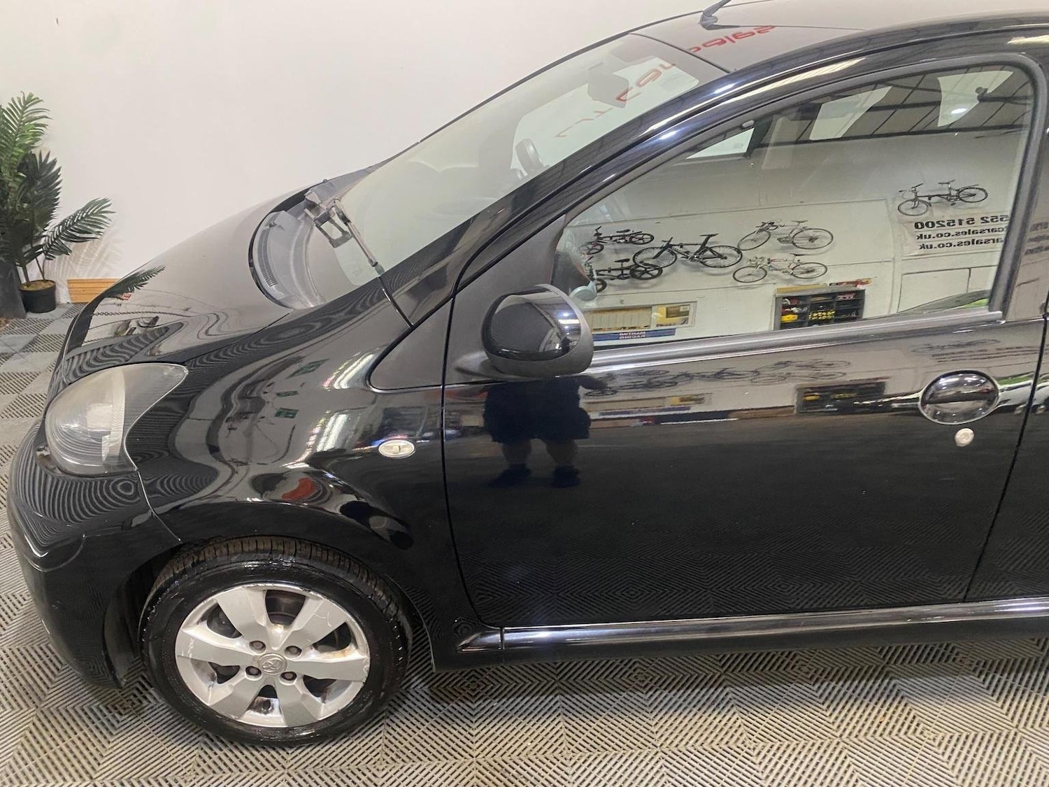 Vehicle 29