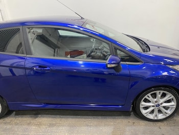 Used Ford Fiesta 2015 for sale - 75011526: Photo