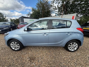 Used Hyundai i20 2012 for sale - 79625614: Photo