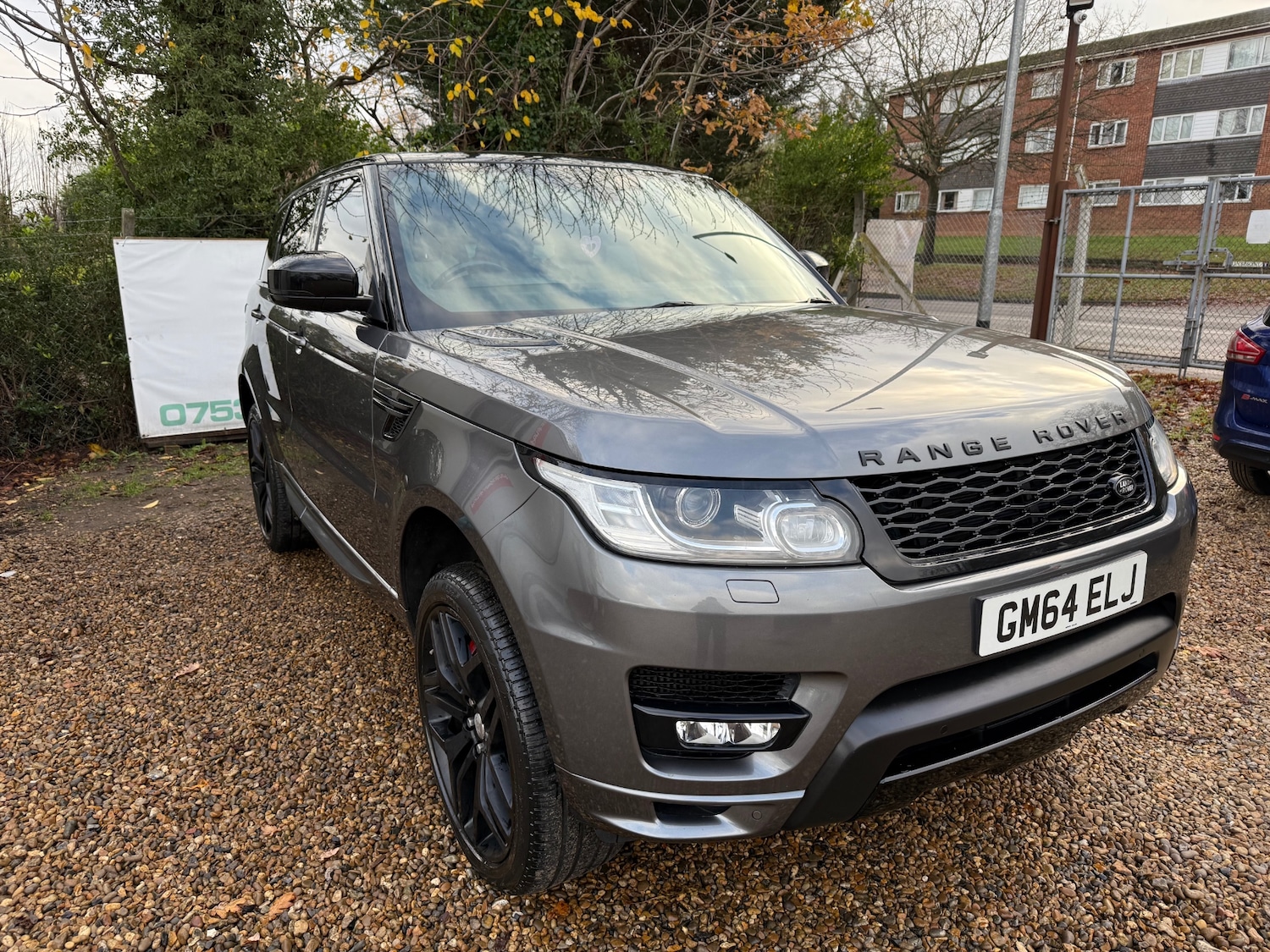 Used Land Rover Range Rover Sport 2014 for sale - 76807320: Photo 1