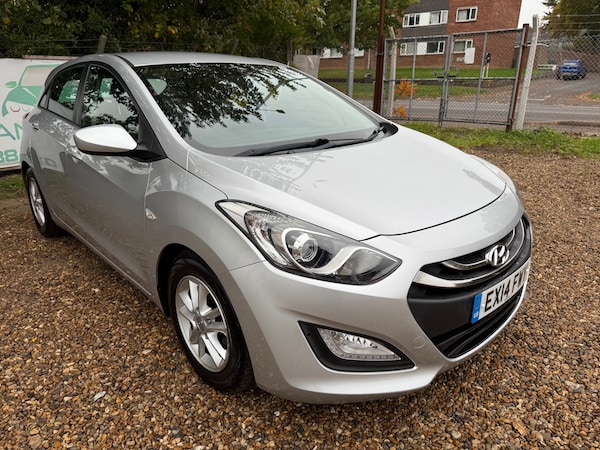 Used Hyundai i30 2014 for sale - 76302144: Photo 1