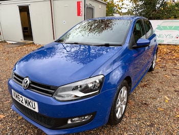 Used Volkswagen Polo 2013 for sale - 76588260: Photo