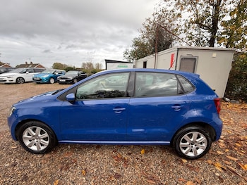 Used Volkswagen Polo 2013 for sale - 76588260: Photo