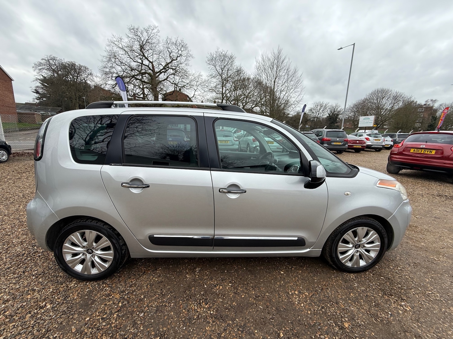 Used Citroen C3 Picasso 2009 for sale - 77676257: Photo 8