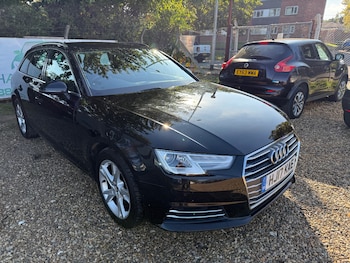 Used Audi A4 2017 for sale - 76252180: Photo