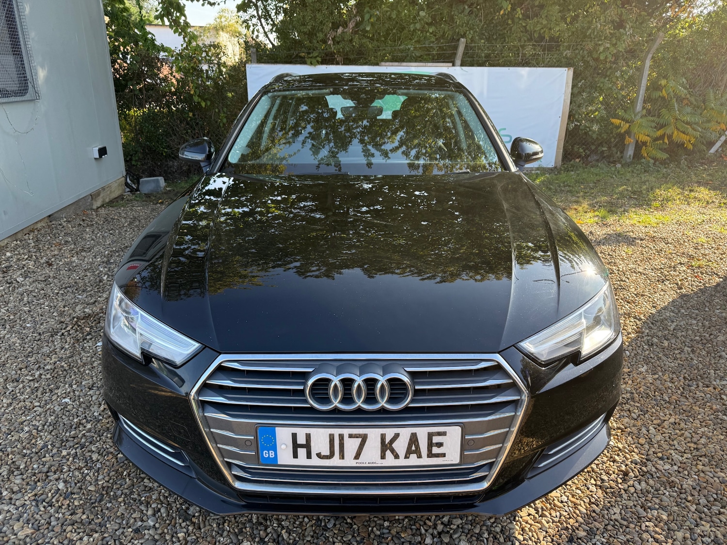 Used Audi A4 2017 for sale - 76252180: Photo 2