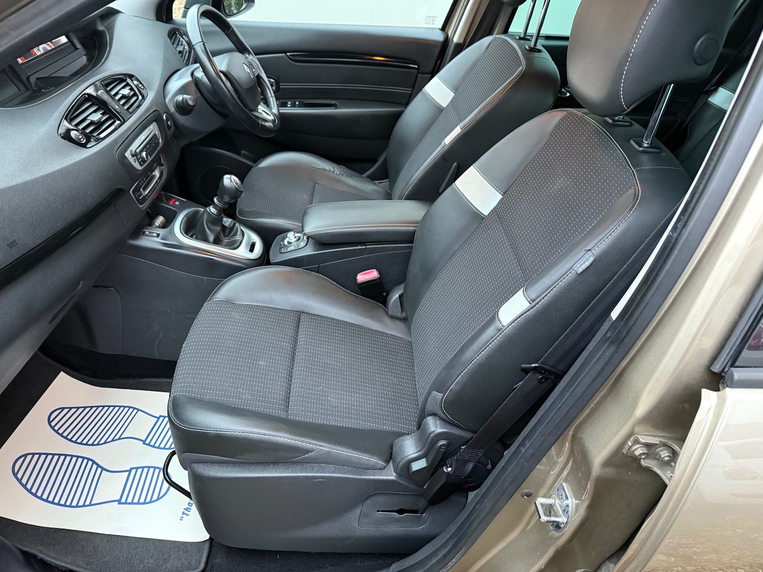 Used Renault Scenic 2014 for sale - 77047495: Photo 17