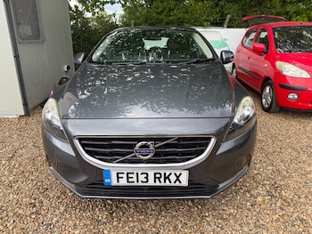 Used Volvo V40 2013 for sale - 78757390: Photo