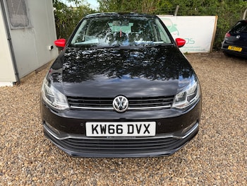 Used Volkswagen Polo 2016 for sale - 79391137: Photo
