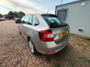 Used Skoda Rapid Spaceback 2014 for sale - 75047078: Photo