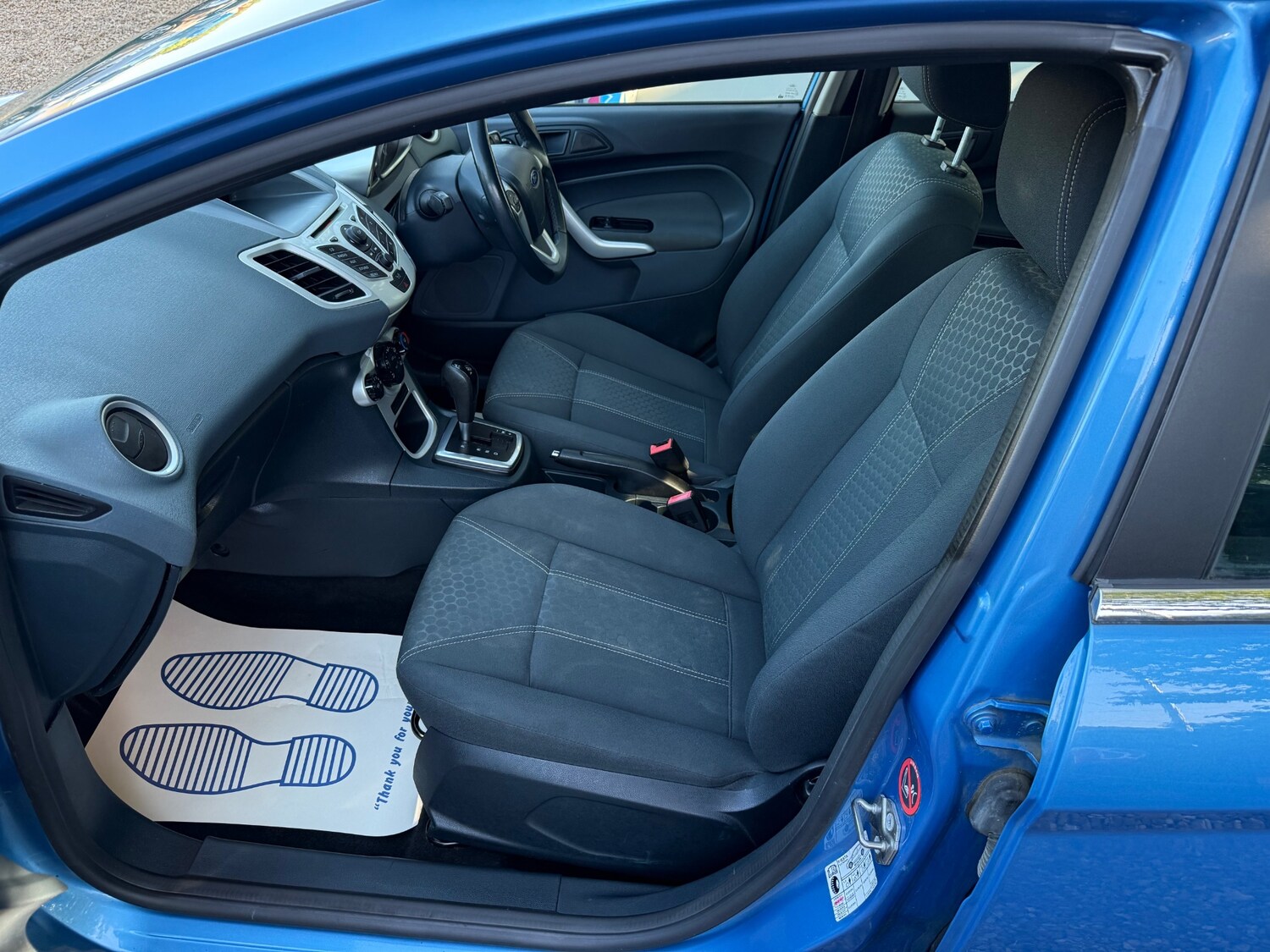 Used Ford Fiesta 2010 for sale - 76806923: Photo 16