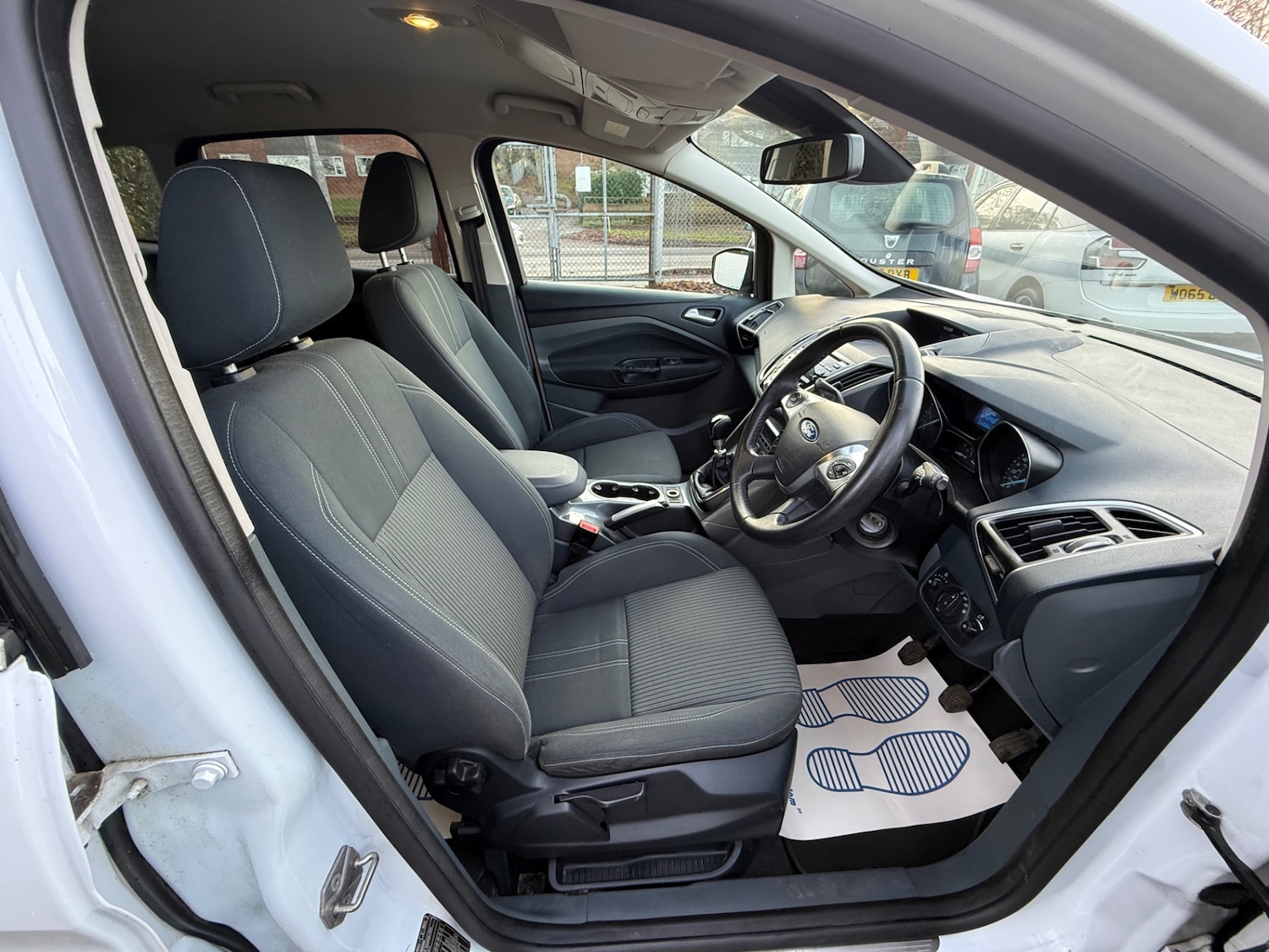 Used Ford C-Max 2012 for sale - 76932233: Photo 7