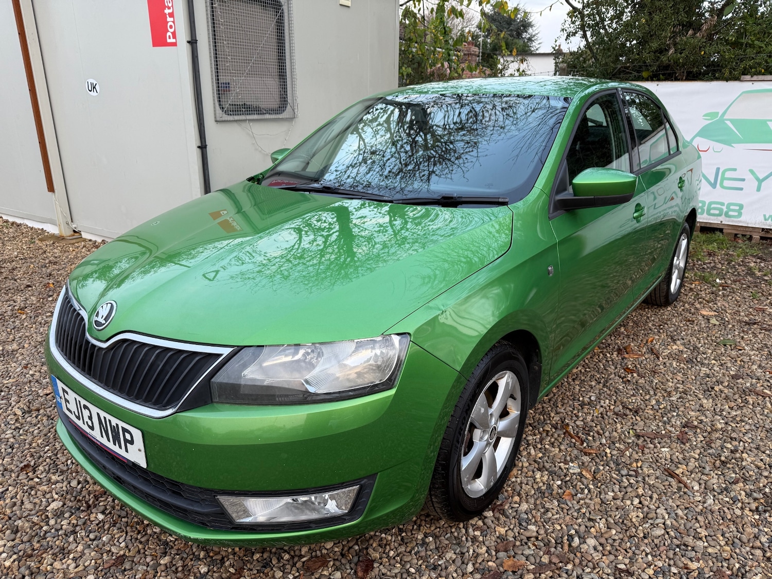 Used Skoda Rapid 2013 for sale - 76638739: Photo 3
