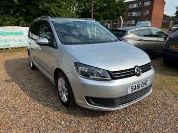 Used Volkswagen Touran 2011 for sale - 74871086: Photo