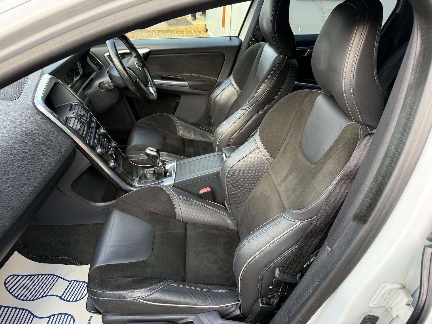 Used Volvo XC60 2015 for sale - 76367024: Photo 18