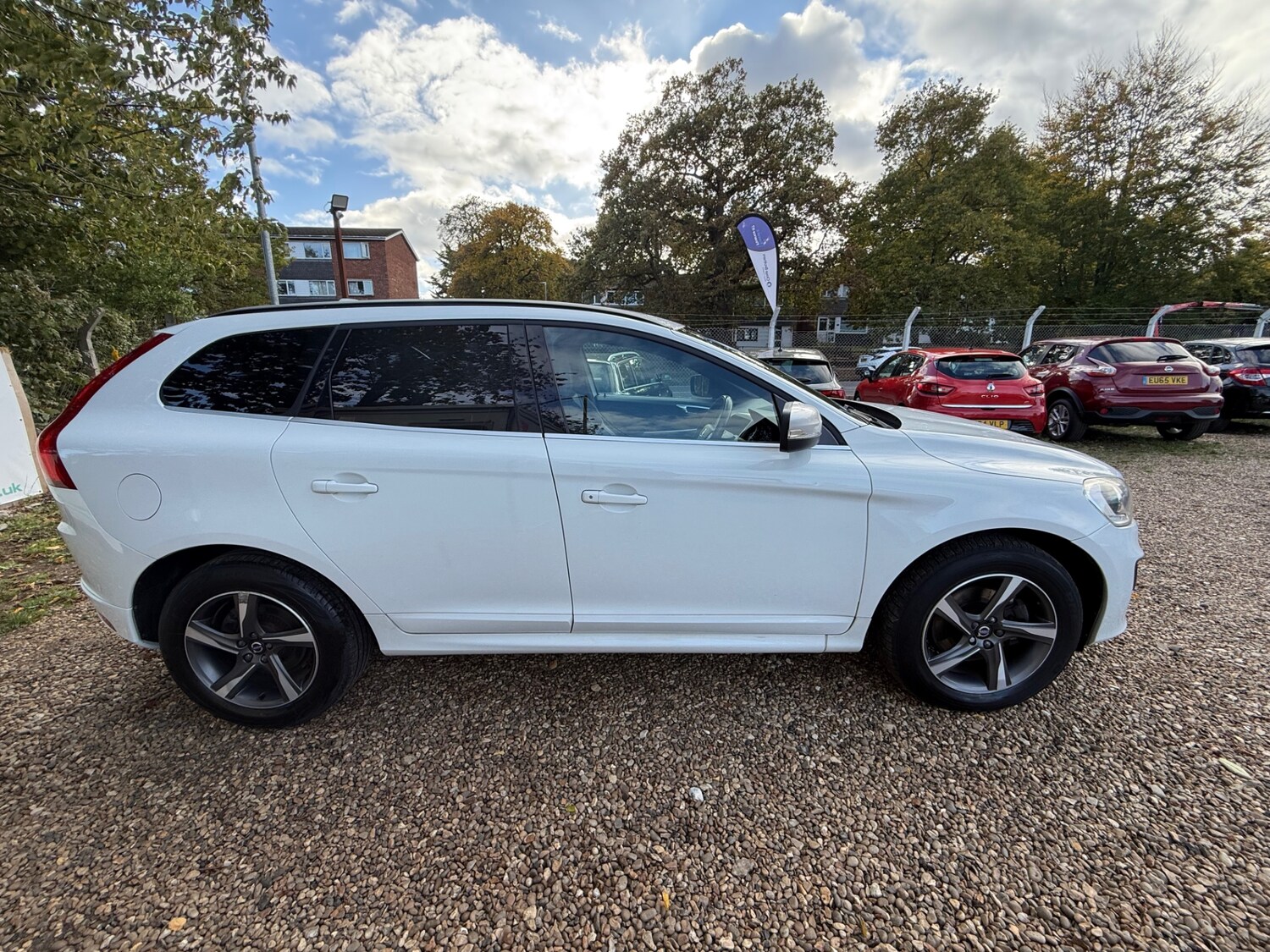 Used Volvo XC60 2015 for sale - 76367024: Photo 8