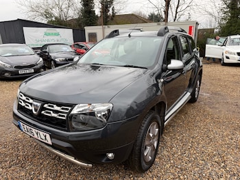Used Dacia Duster 2016 for sale - 77392140: Photo