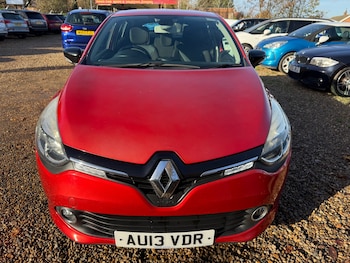 Used Renault Clio 2013 for sale - 76588259: Photo