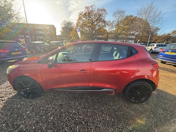 Used Renault Clio 2013 for sale - 76588259: Photo