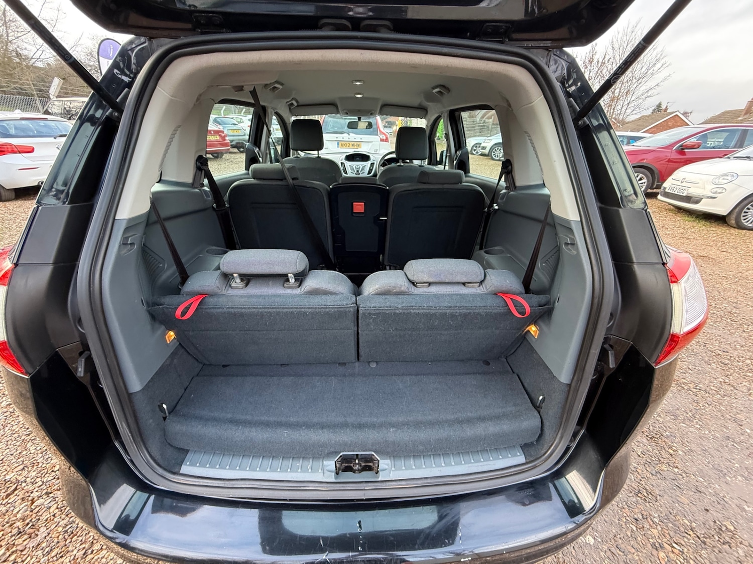 Used Ford Grand C-Max 2011 for sale - 77392150: Photo 13