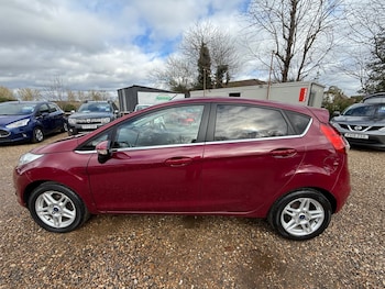 Used Ford Fiesta 2013 for sale - 77707801: Photo