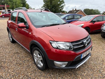 Used Dacia Sandero Stepway 2015 for sale - 78832891: Photo