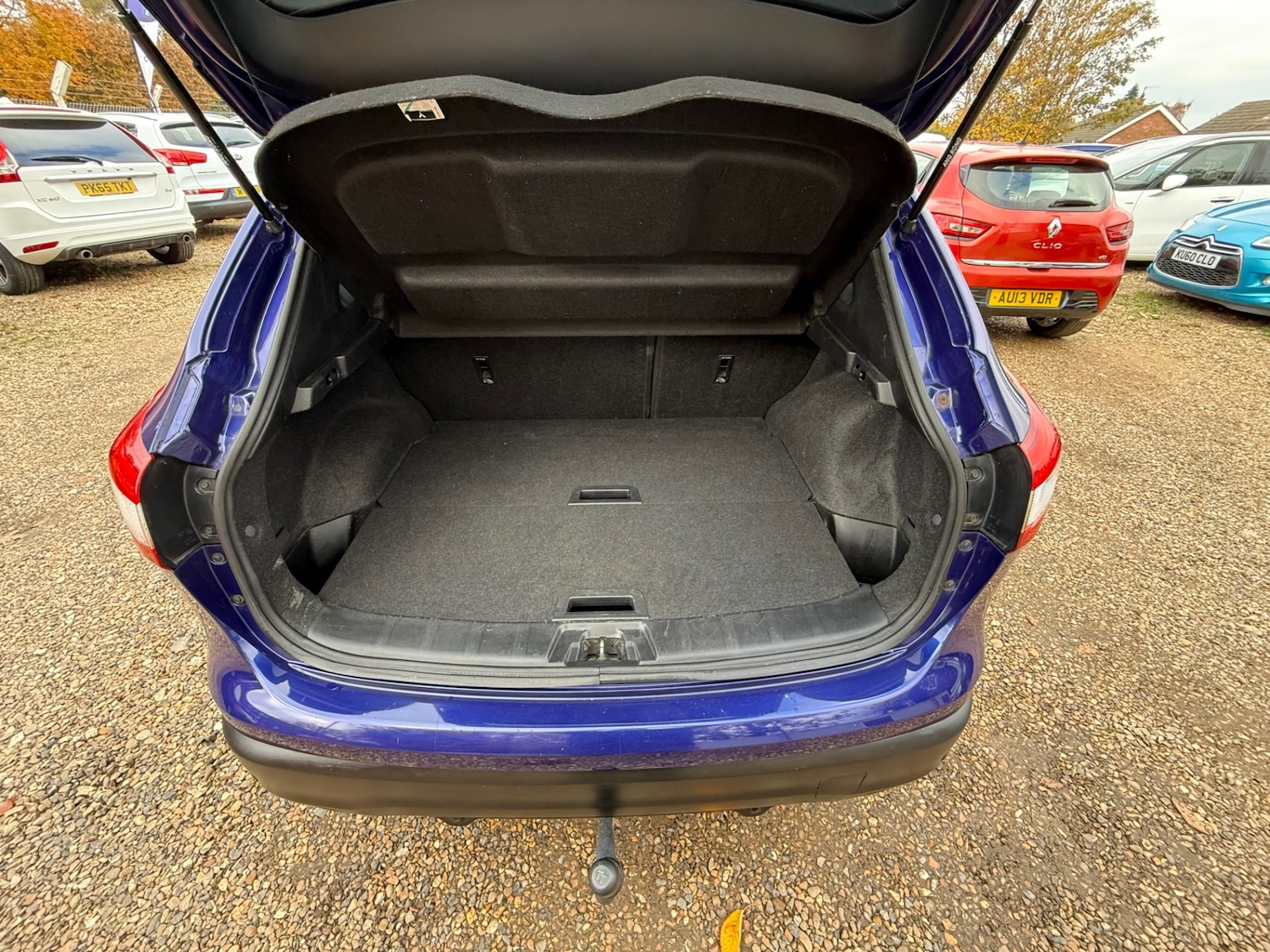 Used Nissan Qashqai 2014 for sale - 76507872: Photo 15