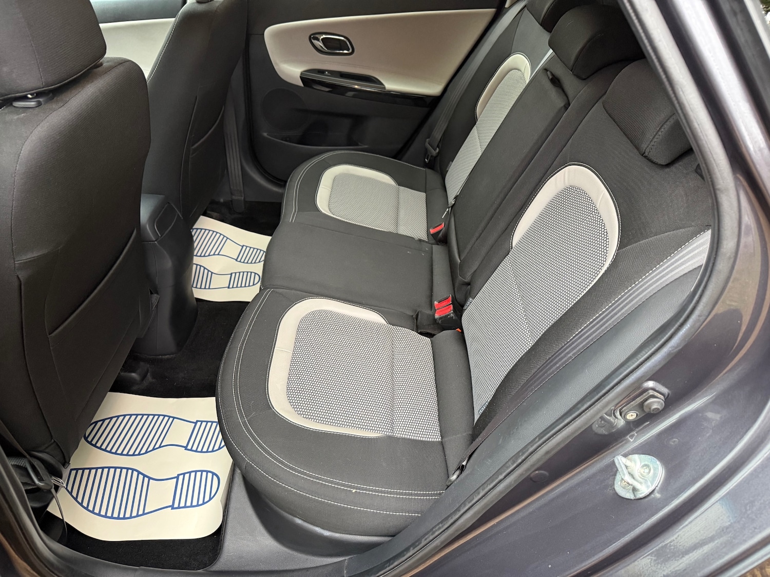 Used Kia Ceed 2012 for sale - 76302139: Photo 12