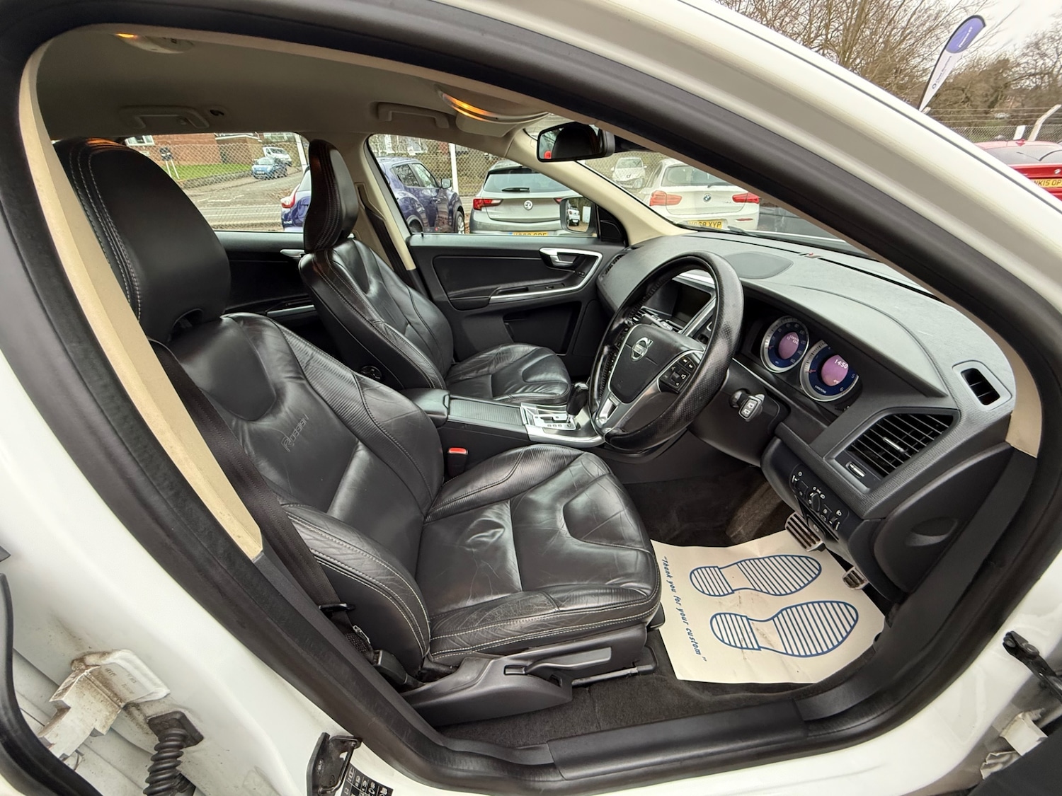 Used Volvo XC60 2012 for sale - 77392134: Photo 9