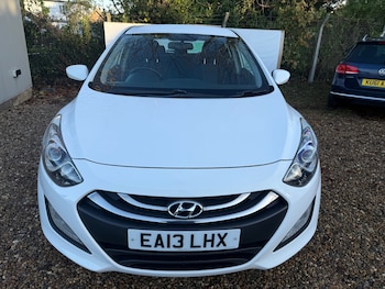 Used Hyundai i30 2013 for sale - 76662466: Photo