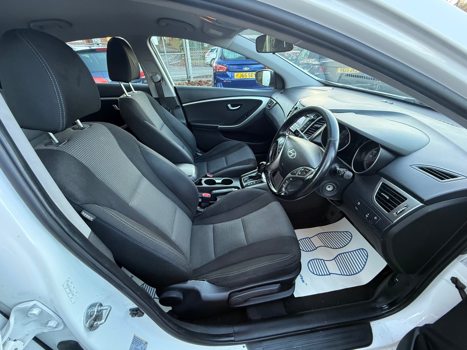 Used Hyundai i30 2013 for sale - 76662466: Photo 9