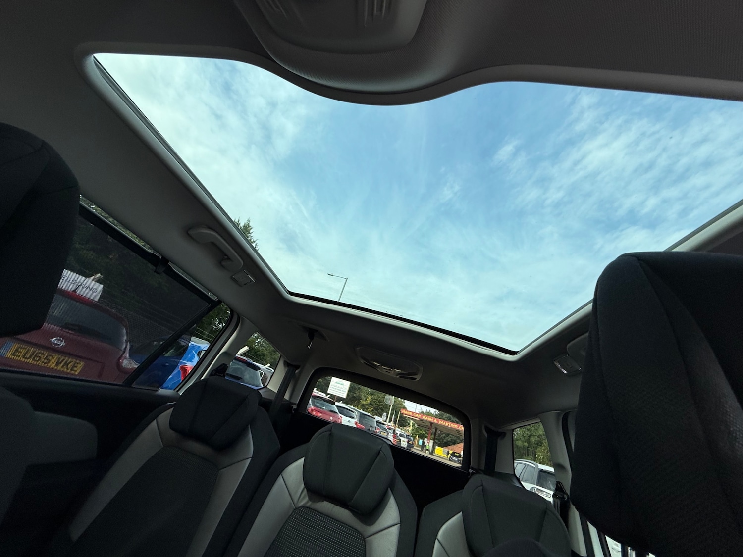 Used Citroen Grand C4 Picasso 2015 for sale - 77775484: Photo 23