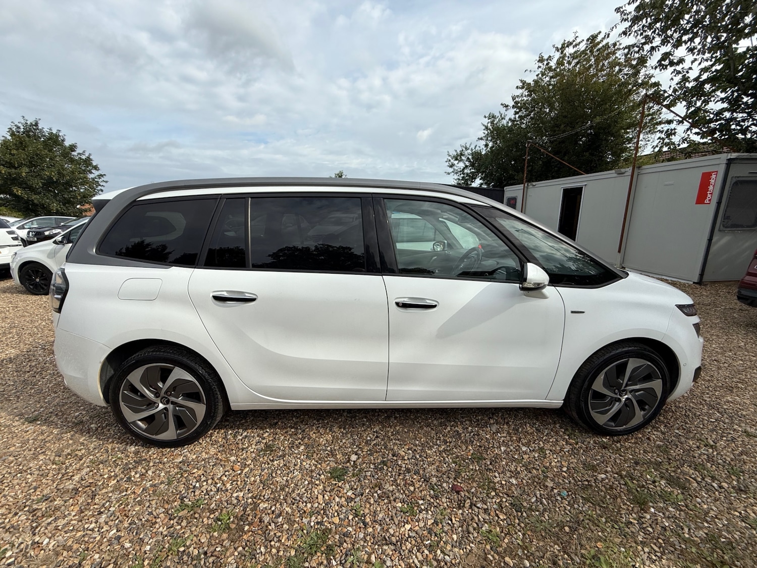 Used Citroen Grand C4 Picasso 2015 for sale - 77775484: Photo 8