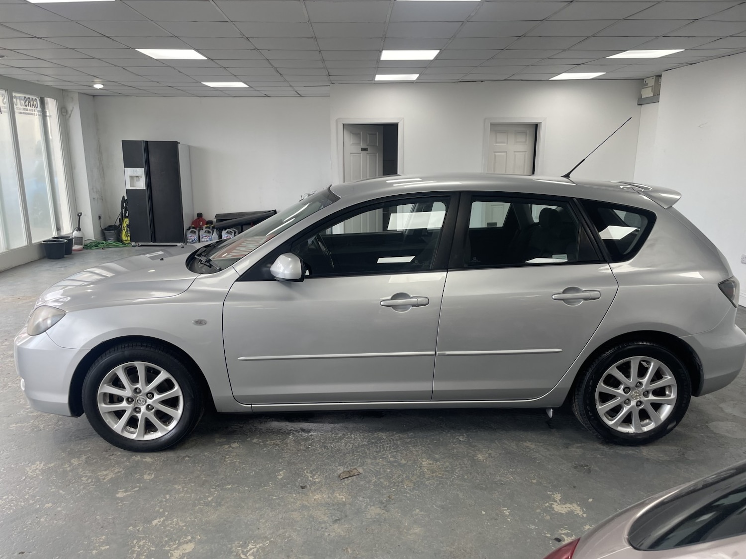 Used Mazda Mazda3 2008 for sale - 78004573: Photo 2