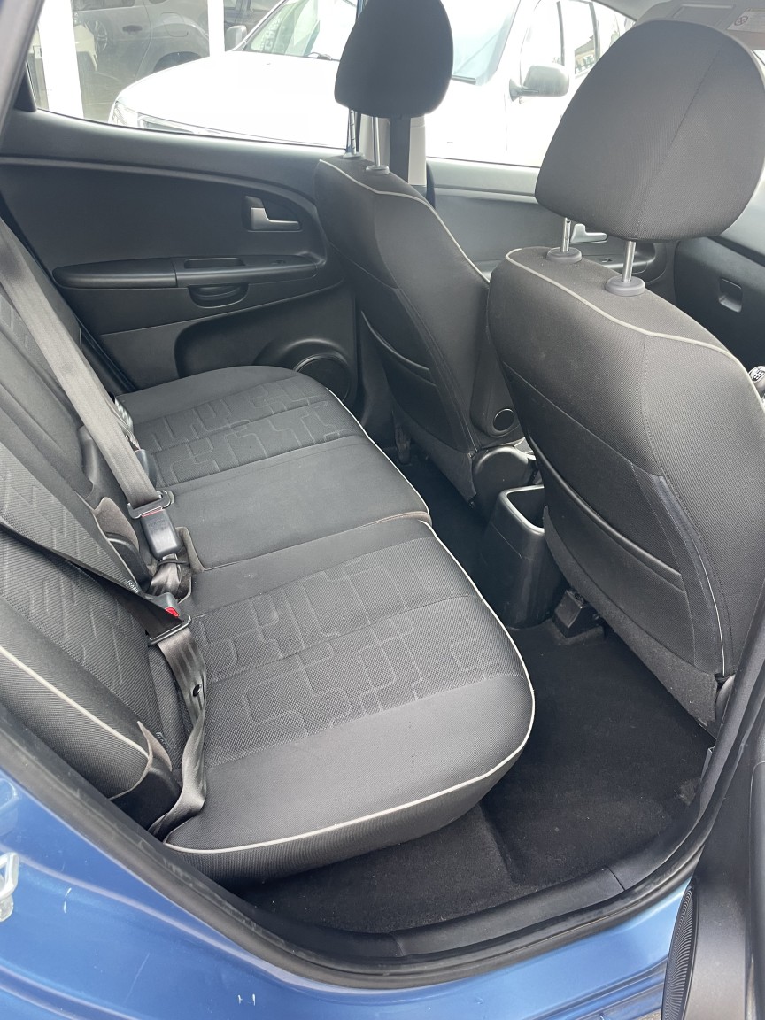 Used Kia Venga 2013 for sale - 77977179: Photo 13