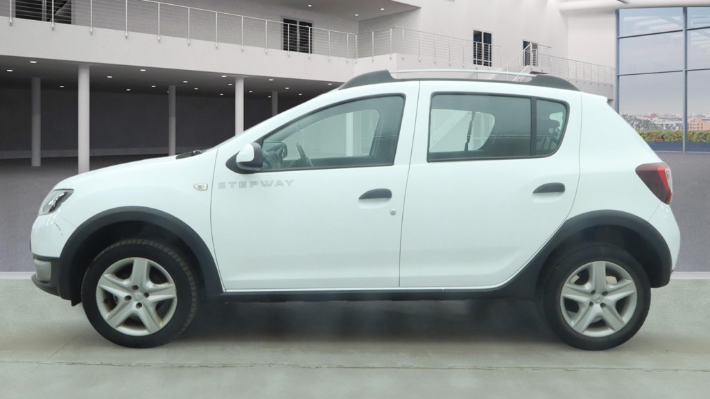 Used Dacia Sandero Stepway 2014 for sale - 78004599: Photo 3
