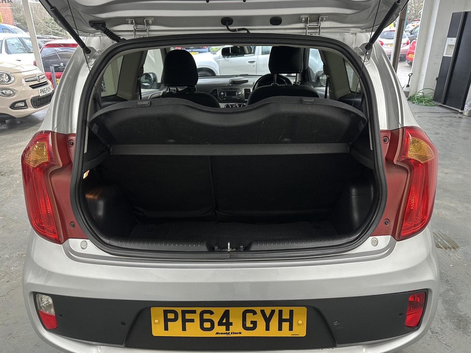 Used Kia Picanto 2015 for sale - 78004556: Photo 9