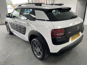 Used Citroen C4 Cactus 2017 for sale - 78323983: Photo
