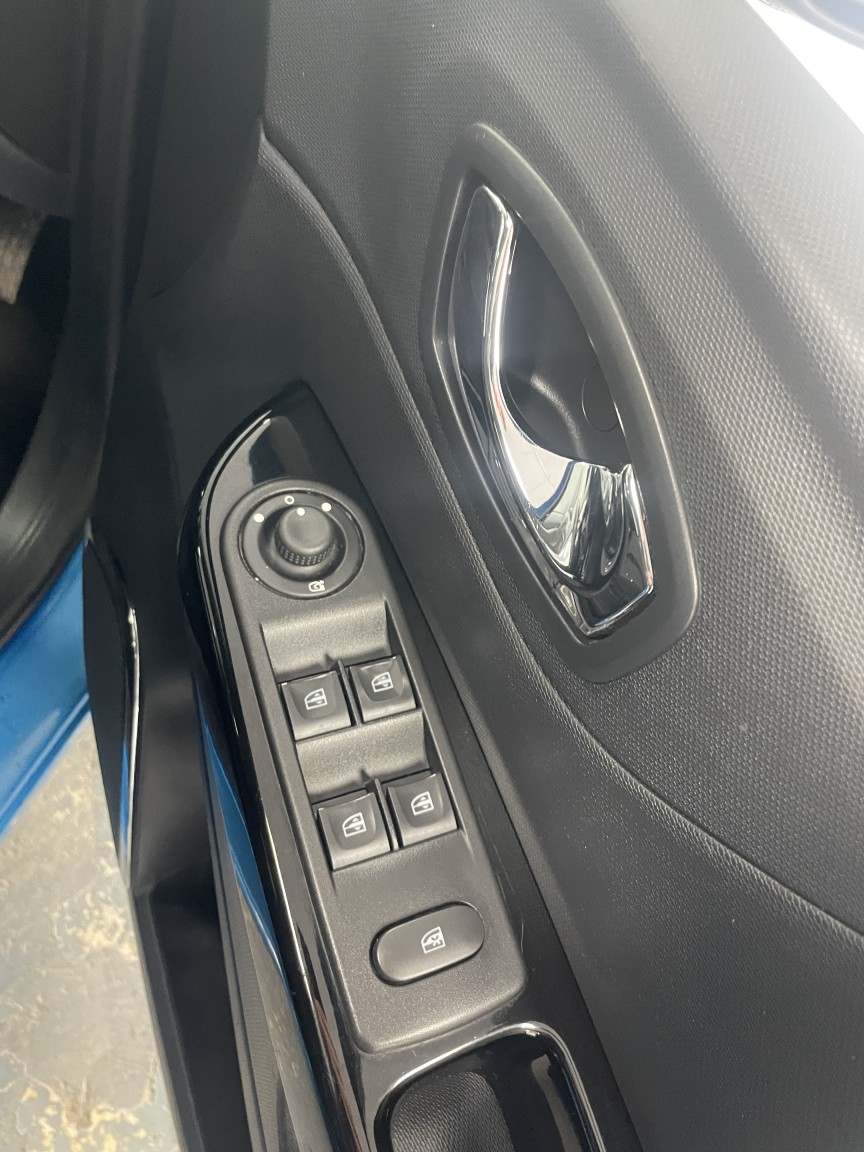 Used Renault Captur 2014 for sale - 78004393: Photo 15