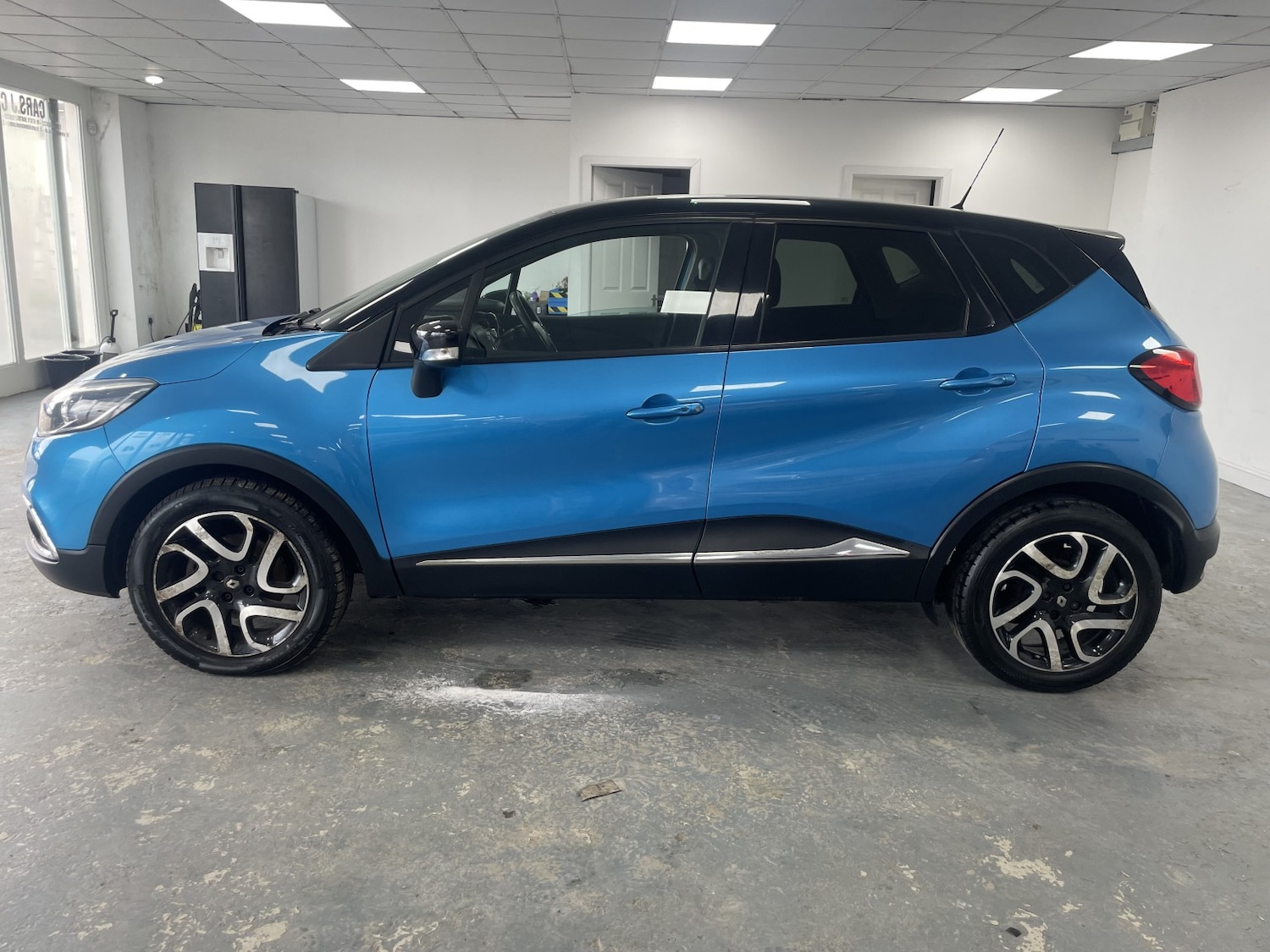 Used Renault Captur 2014 for sale - 78004393: Photo 2