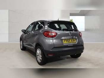 Used Renault Captur 2015 for sale - 78242759: Photo