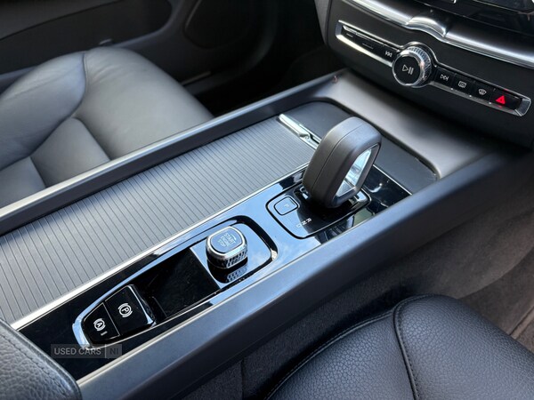 Used Volvo XC60 2022 for sale - 76061214: Photo 15
