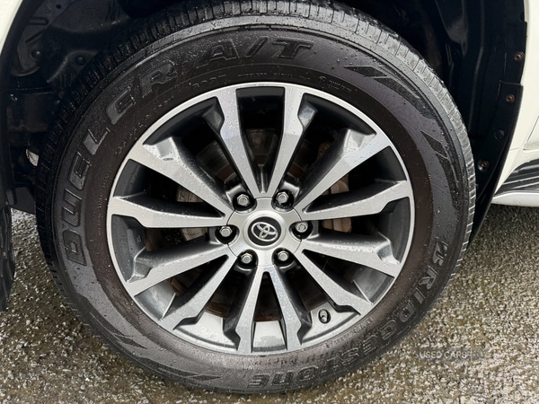 Used Toyota Land Cruiser 2019 for sale - 77854618: Photo 2